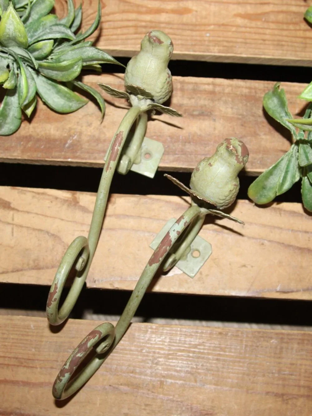 Shabby Chippy Green Cast Iron French Country Farmhouse Bird Wall Decor Hooks